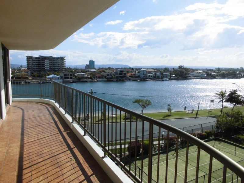 3 River Dr, Surfers Paradise QLD 4217