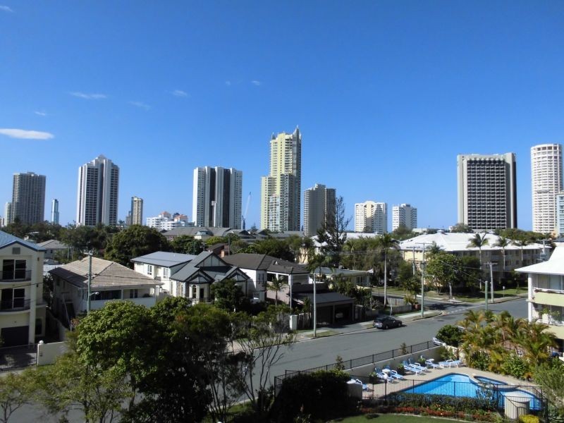 3 River Dr, Surfers Paradise QLD 4217