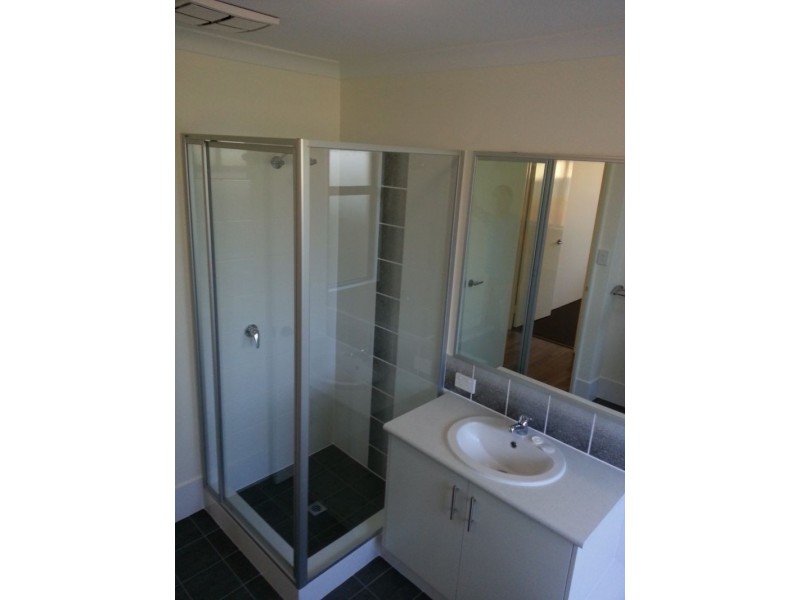 6a Gilroy Street, Cloverdale WA 6105