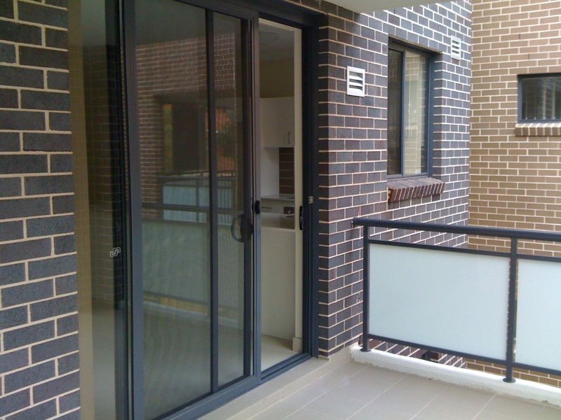 2/1-3 Oxford Street, Merrylands NSW 2160