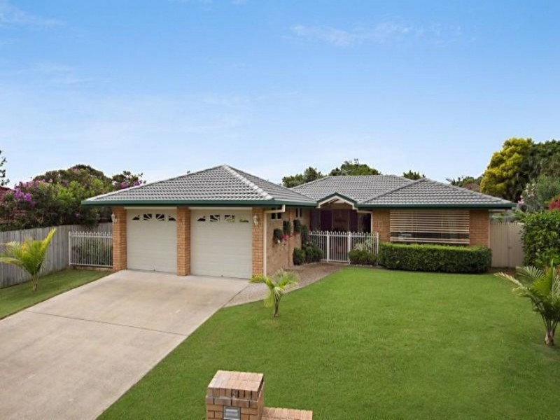 4 Fernhaven Ct, Regents Park QLD 4118
