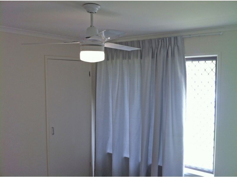 15 Melwood St, Eagleby QLD 4207