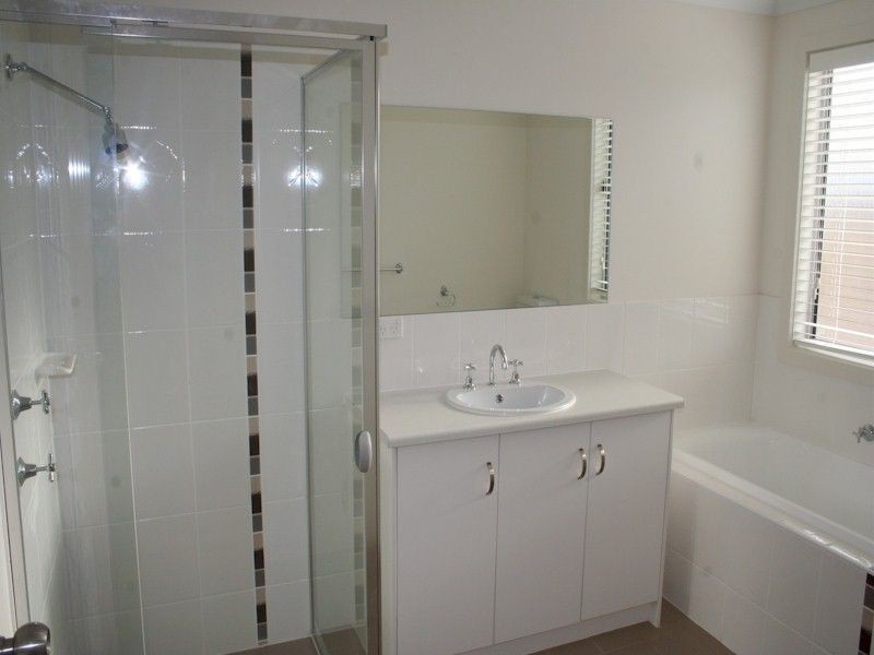 33 Dover Street, Aldinga Beach SA 5173