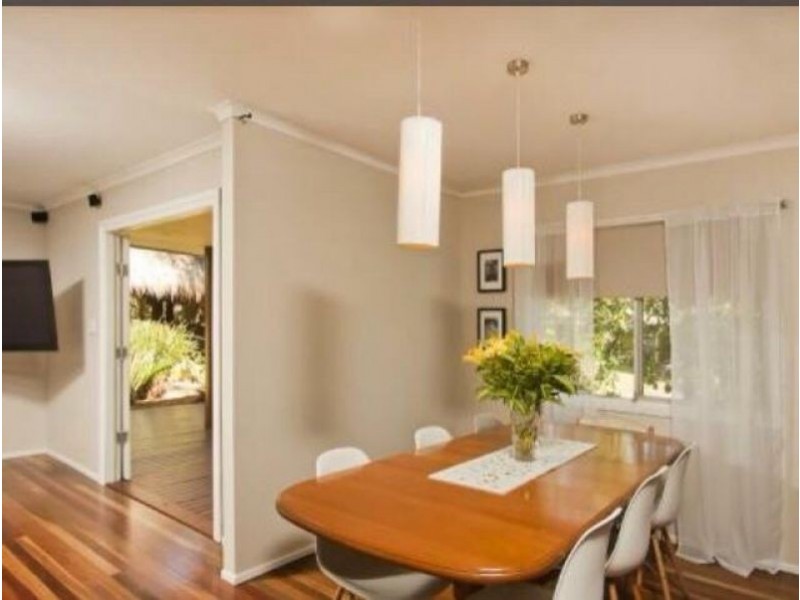 Everton Hills QLD 4053