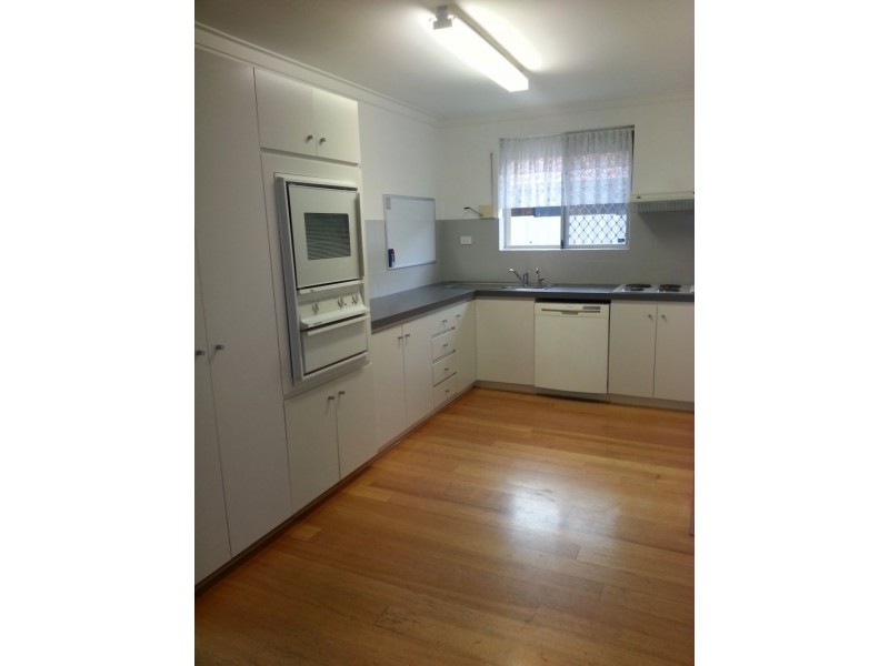 1 Yera Place, Wanneroo WA 6065
