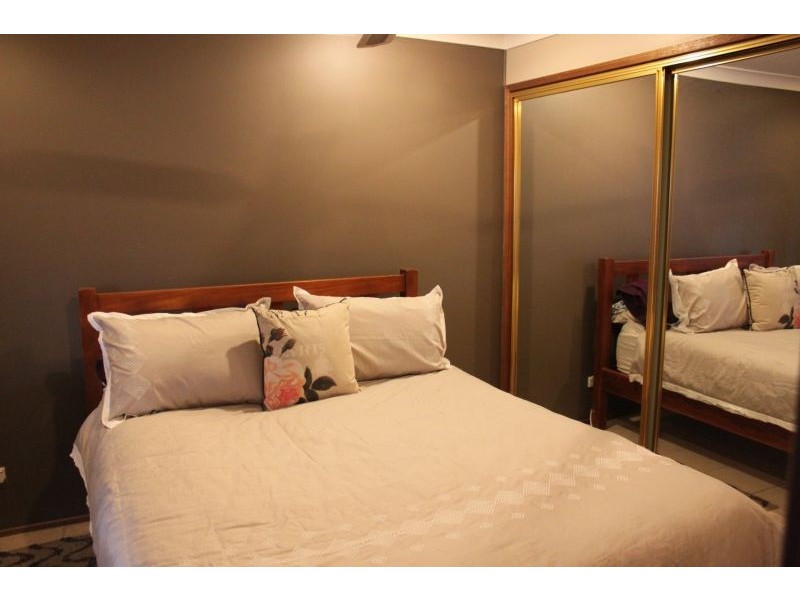 25 Waterfall Crescent, Cranebrook NSW 2749