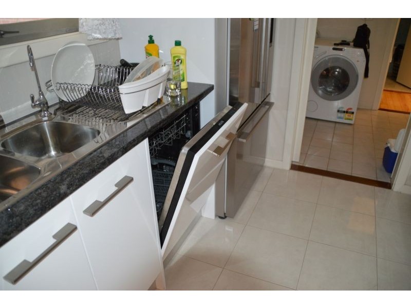 15 Rosemary Avenue, Parafield Gardens SA 5107