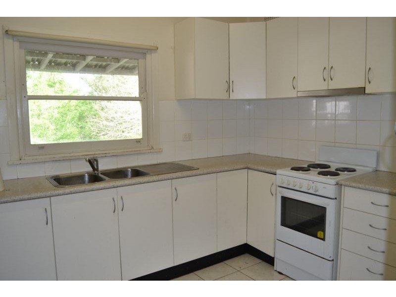 15 Lords Ave, Asquith NSW 2077