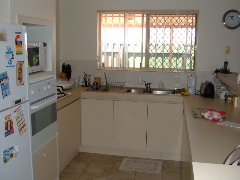 2/61 Scaddan Street, Bassendean WA 6054