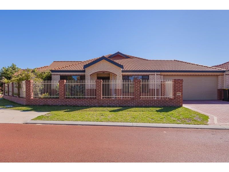 15 St Louis Avenue, Hocking WA 6065