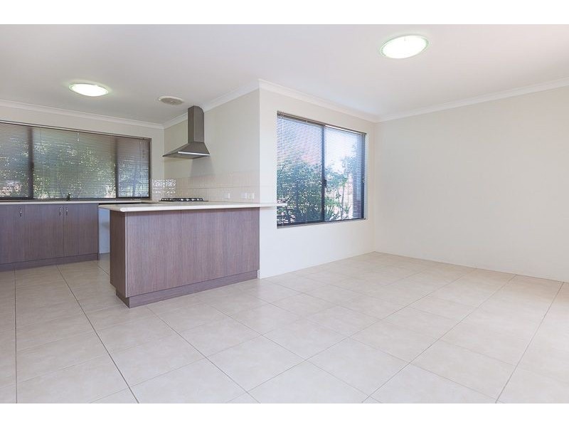 15 St Louis Avenue, Hocking WA 6065