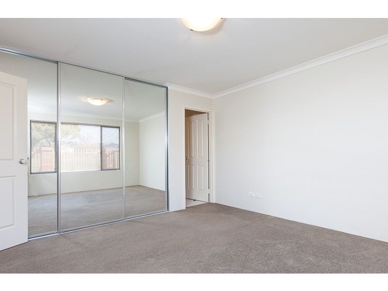 15 St Louis Avenue, Hocking WA 6065