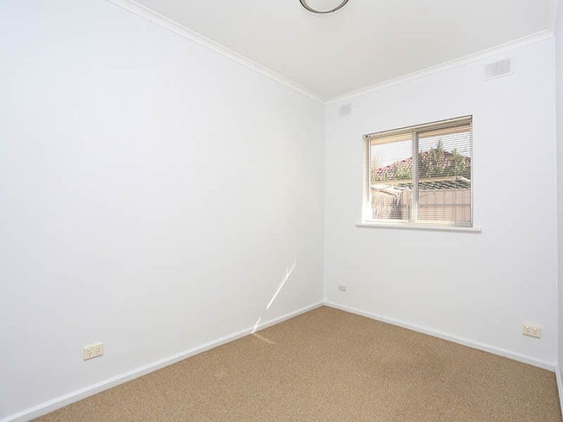 11/2 Bach Cresent, Seaton SA 5023