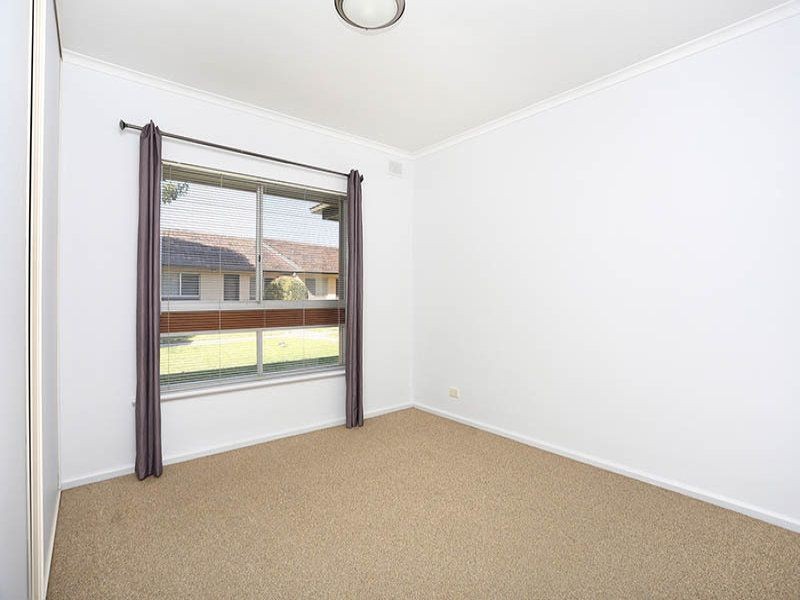 11/2 Bach Cresent, Seaton SA 5023