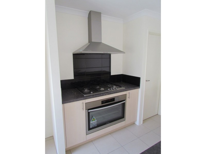 42 Eleanore Drive, Madora Bay WA 6210