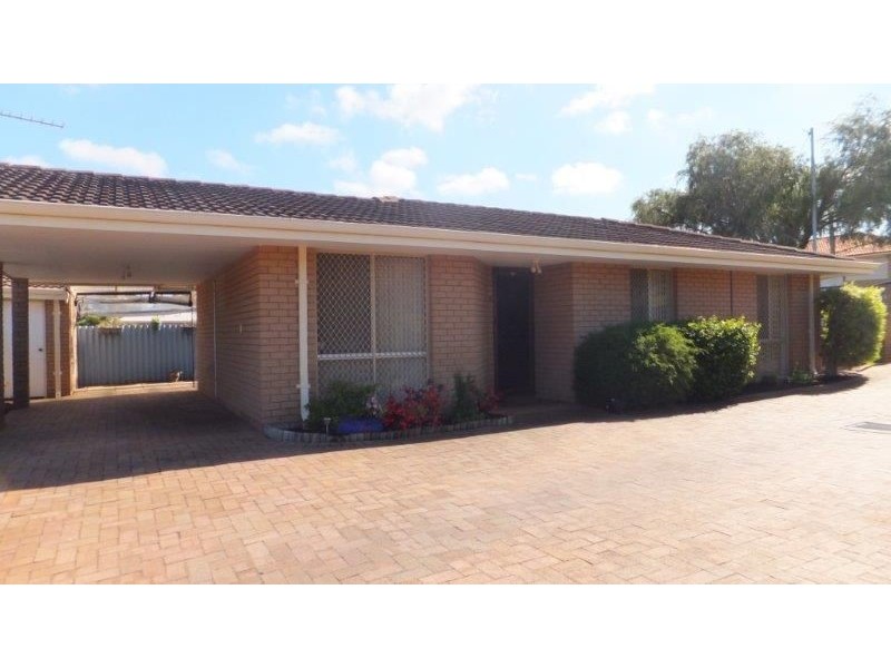 3/6 Pinewood Ave, Kardinya WA 6163