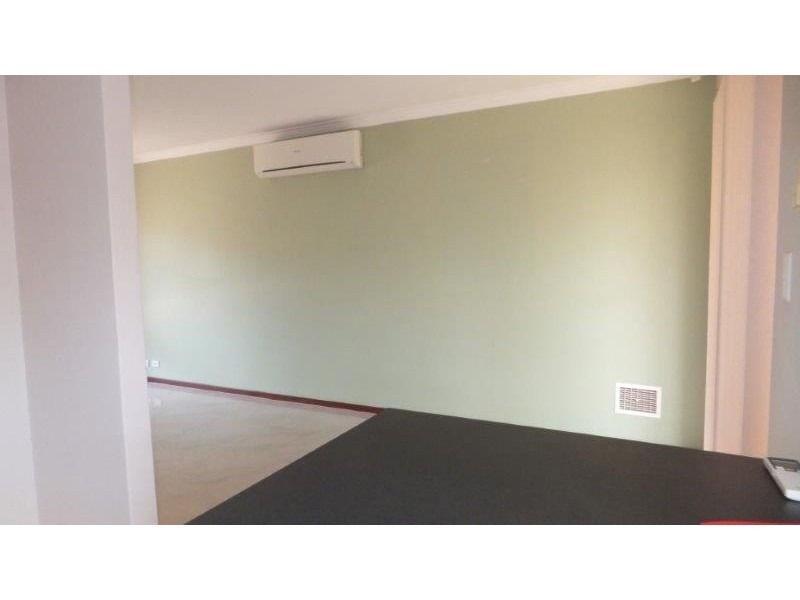 3/6 Pinewood Ave, Kardinya WA 6163