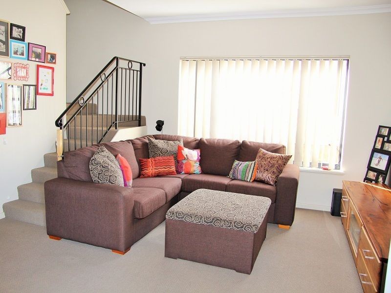 212a Surrey Road, Rivervale WA 6103