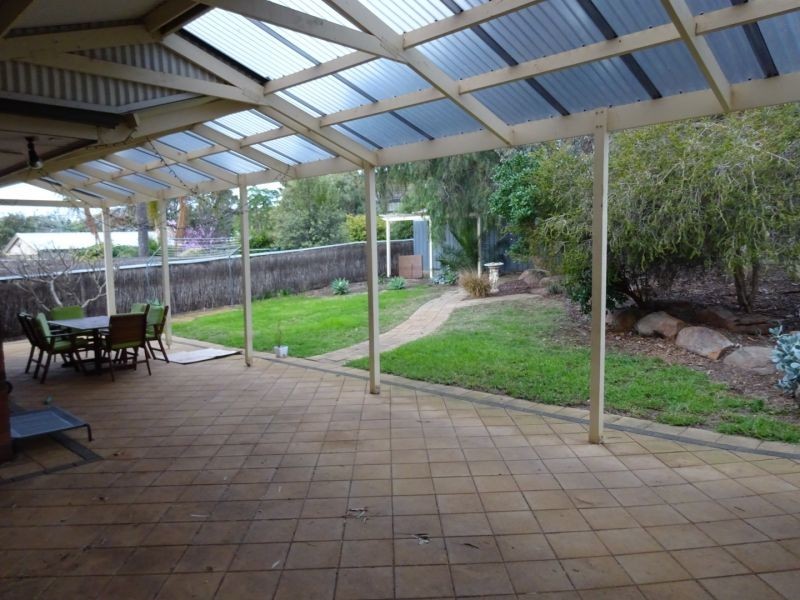 12 Second Street, Hallett Cove SA 5158