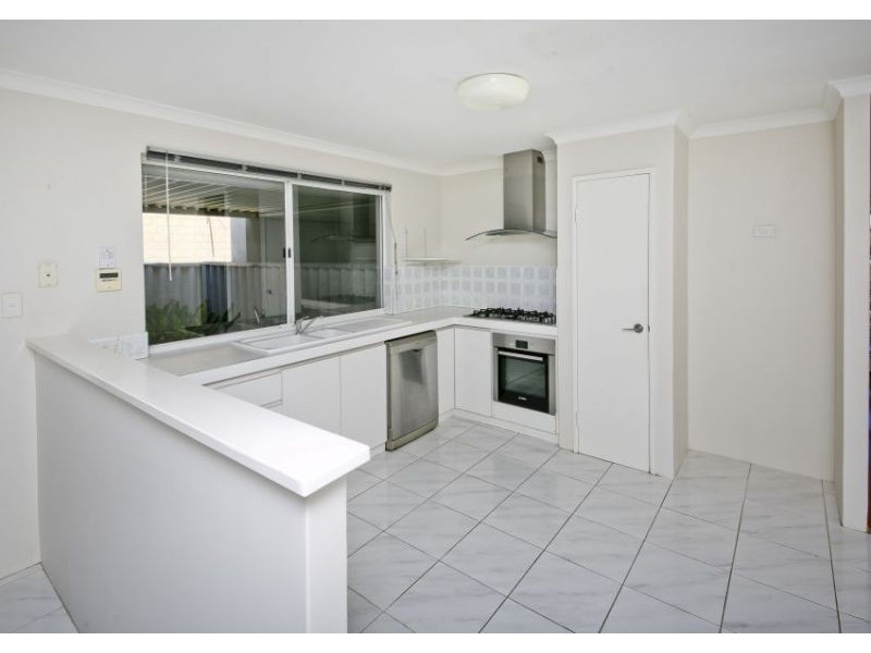 12a Bettles Street, Marmion WA 6020