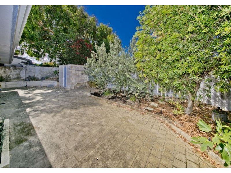 12a Bettles Street, Marmion WA 6020