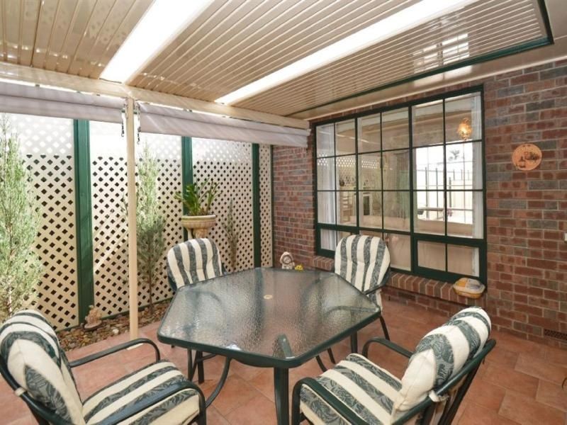 2/12 Cocos Grove, West Lakes SA 5021