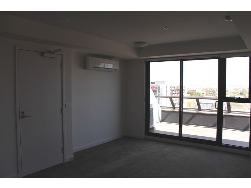 1109/240 Barkly Street, Footscray VIC 3011