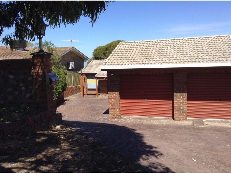 5 St Vincents Avenue, Hallett Cove SA 5158