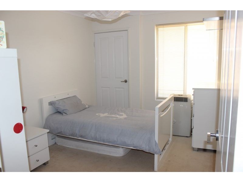 2 Halmstad Circle, Mindarie WA 6030