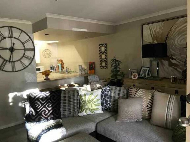 30 Grosvenor Pl, Wynn Vale SA 5127