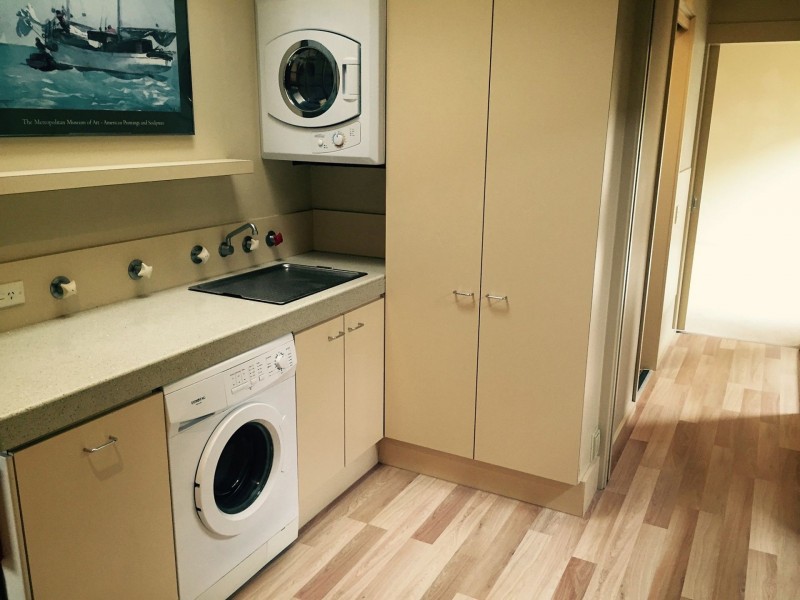 1 Cosham St, Brighton VIC 3186