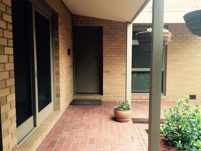 1 Cosham St, Brighton VIC 3186