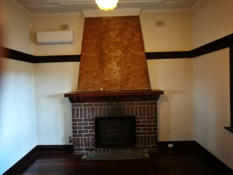 2 Cantlebury Road, Bayswater WA 6053