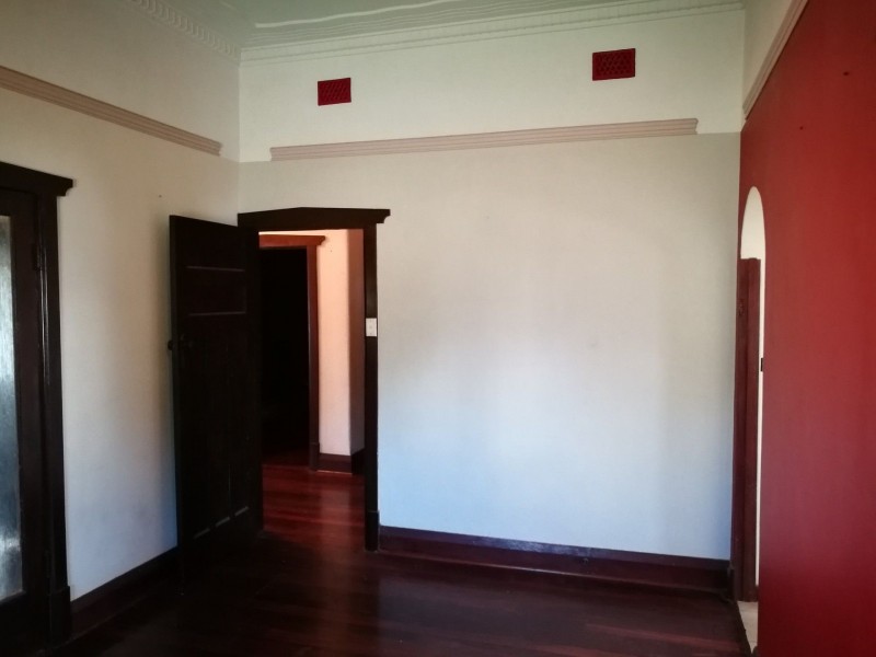 2 Cantlebury Road, Bayswater WA 6053