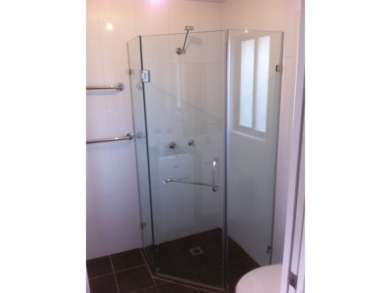 4 Oxford St, Cambridge Park NSW 2747