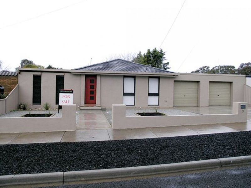 3 Strathdale Crescent, Strathdale VIC 3550