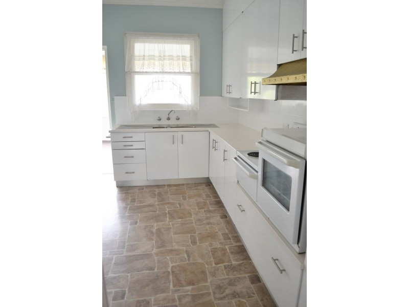 41 Etna St, Gosford NSW 2250