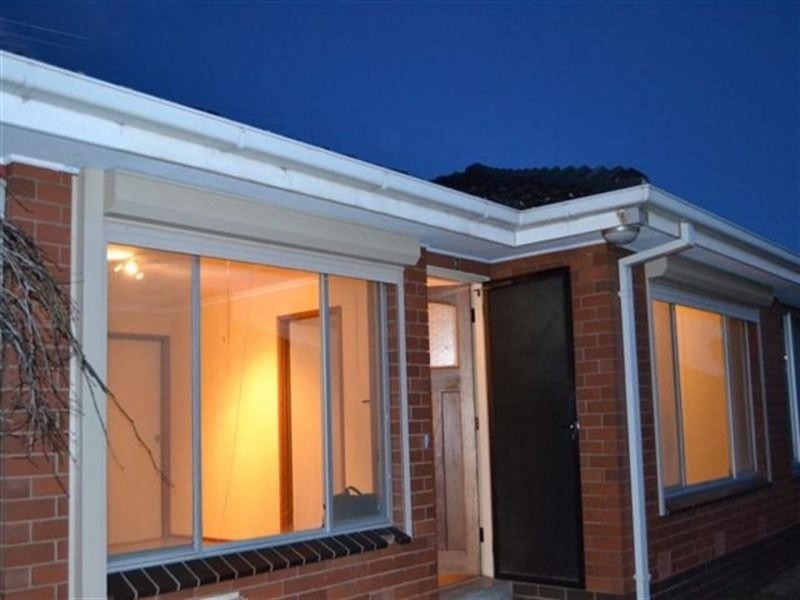 3/33 Barry St, Reservoir VIC 3073