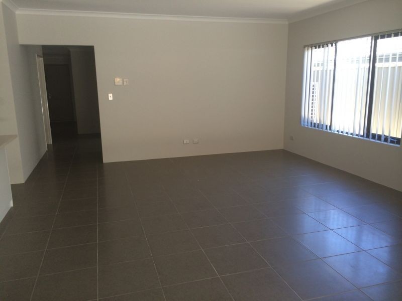 21 Davenport Approach, Wandi WA 6167
