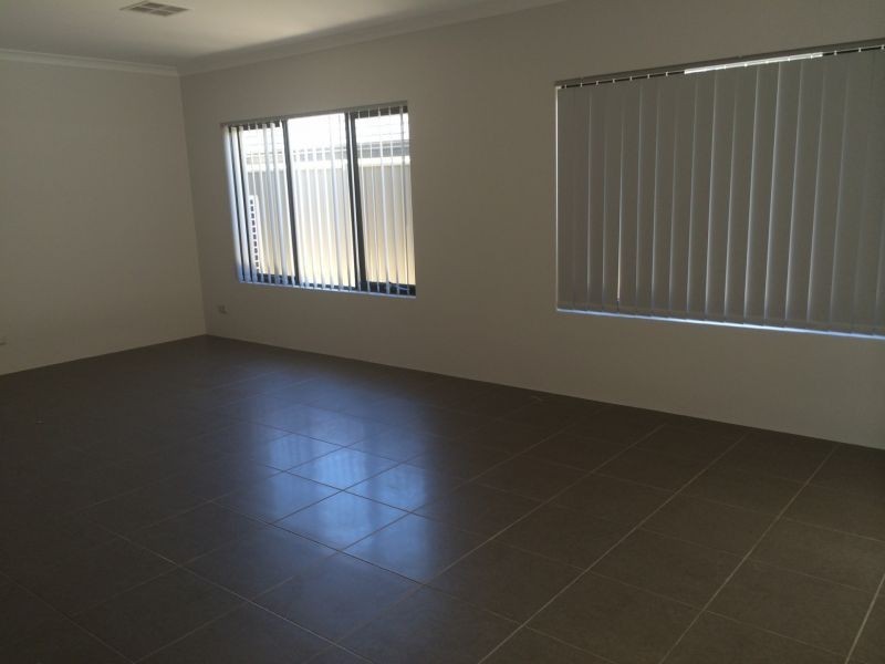 21 Davenport Approach, Wandi WA 6167