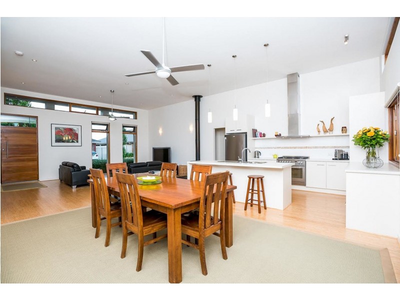 28 Norman Rd, Willunga SA 5172