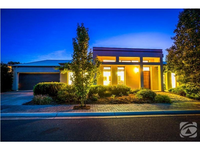 28 Norman Rd, Willunga SA 5172