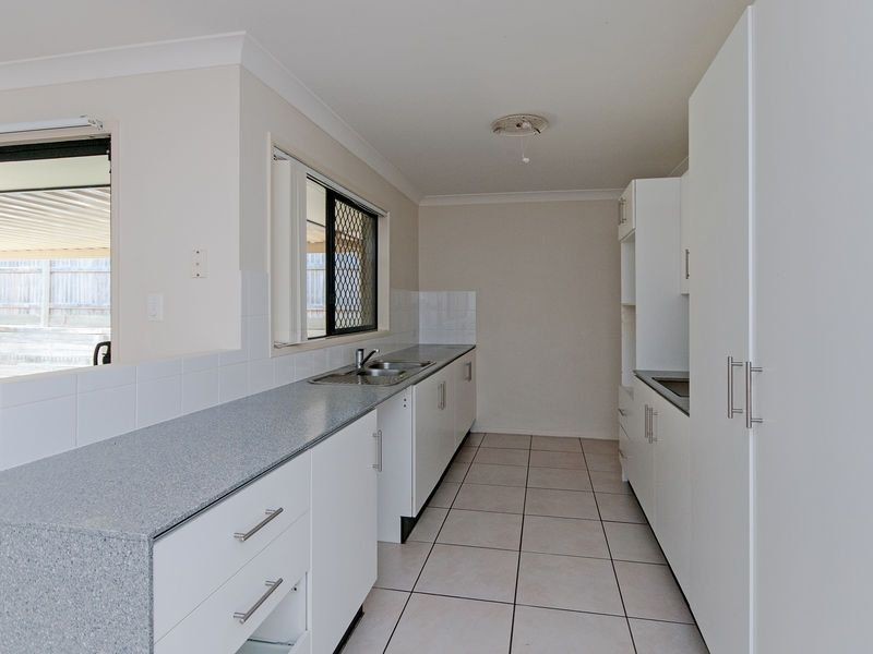 12 John Bell Court, Goodna QLD 4300