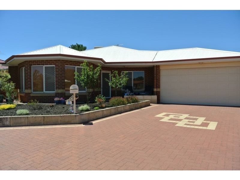 9 Diploma Rise, Marangaroo WA 6064