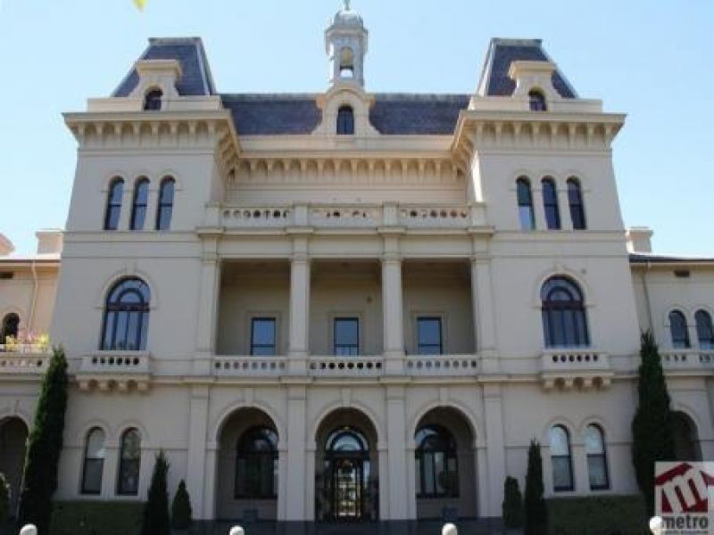 90 Wiltshire Drive, Kew VIC 3101