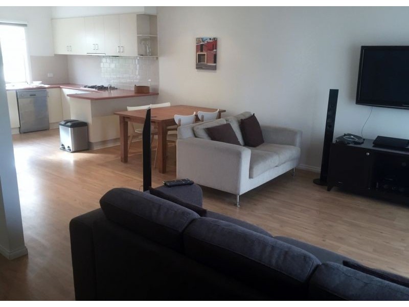 7 The Lairidge, Kensington VIC 3031