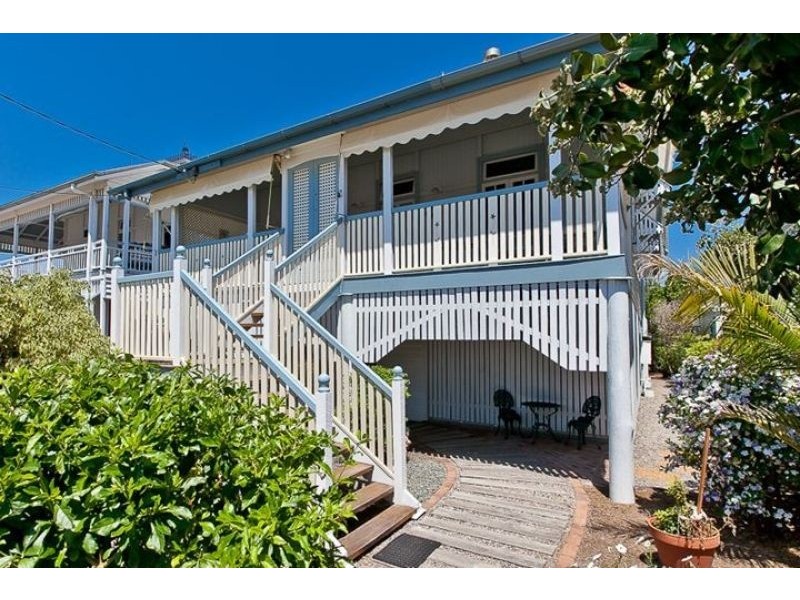 114 Flinders Parade, Sandgate QLD 4017