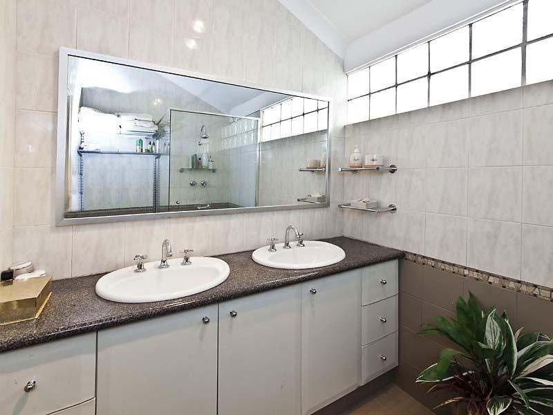 19 Mount View Terrace, Mount Pleasant WA 6153