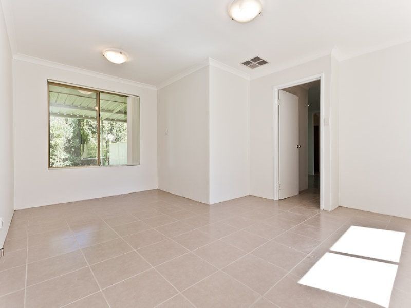5 Bedale St, Swan View WA 6056