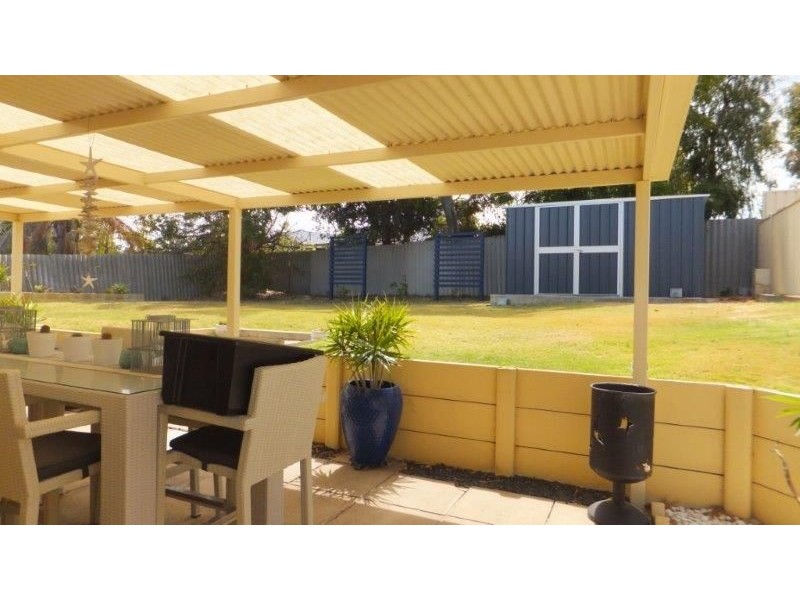 116 Camberwarra Dr, Craigie WA 6025